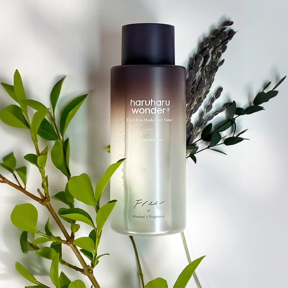 HARUHARU Wonder Black Rice Hyaluronic Toner Unscented 150ml Toner & Essence 1