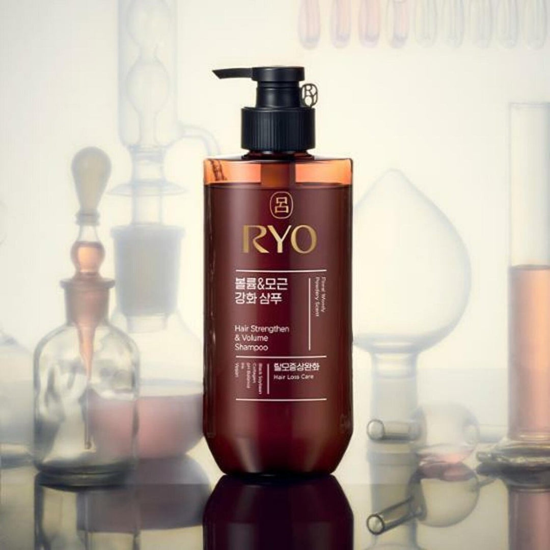 Lightweight herbal texture of RYO Hair Strengthen & Volume Shampoo